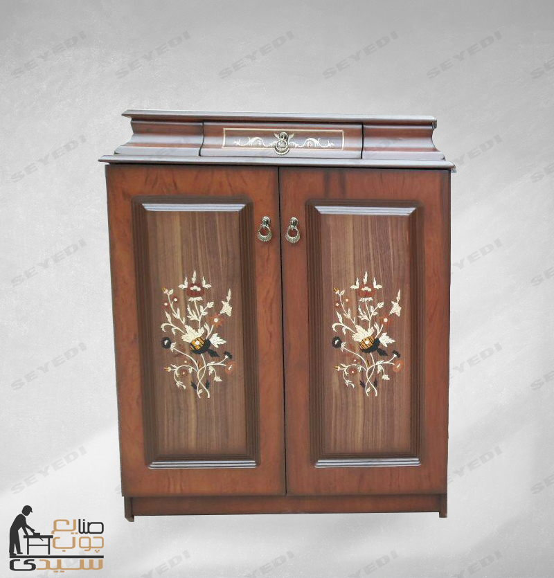 خزانة أحذية مقاس صغير