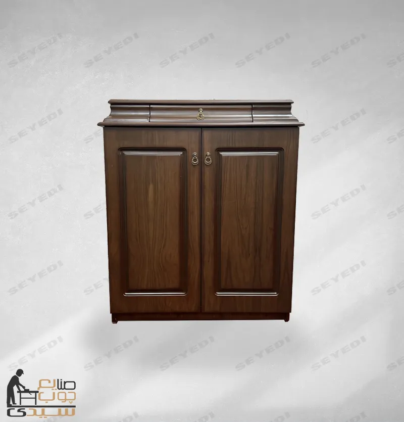 خزانة أحذية صغيرة