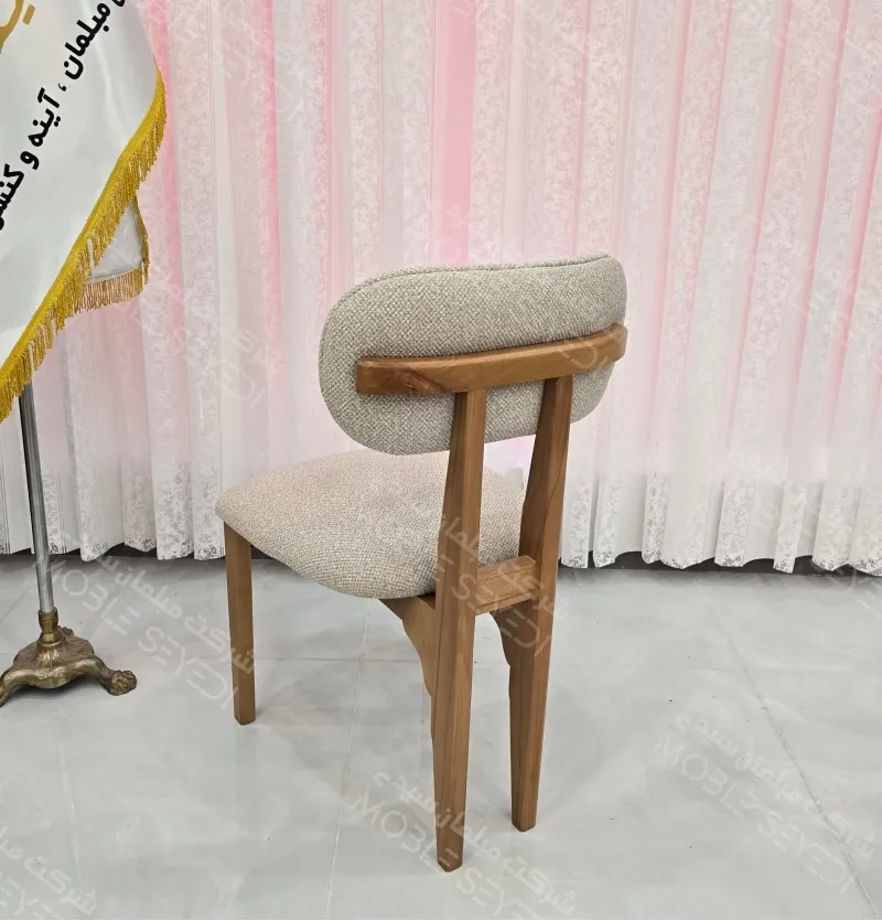 صندلی غذاخوری مدل ماکان