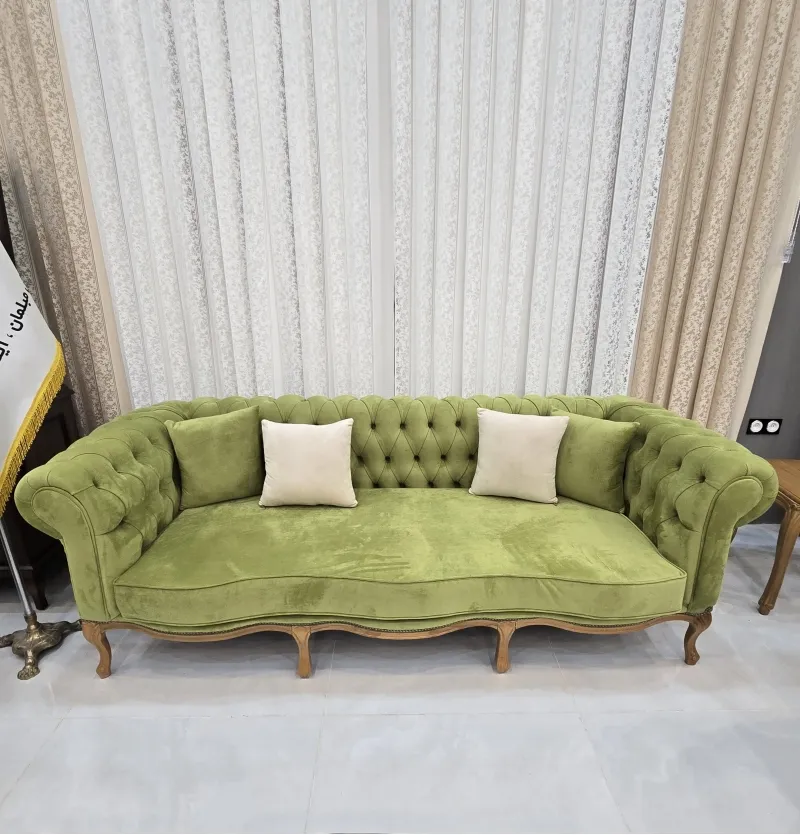 مبل کویین فرانسوی